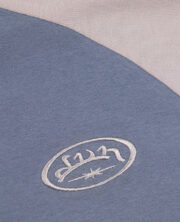DIVIN BY DIVIN T-shirt raglan bleu à manches beiges